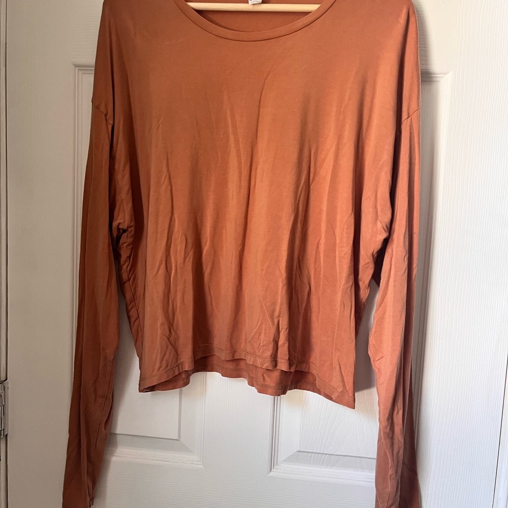 Women's Long Sleeve Top in Rich Brown